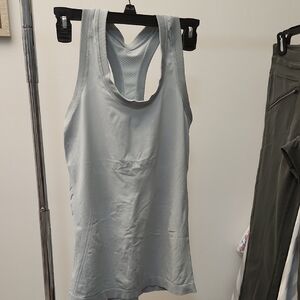 Athleta Mild Green Fitted Sleeveless Tank Top